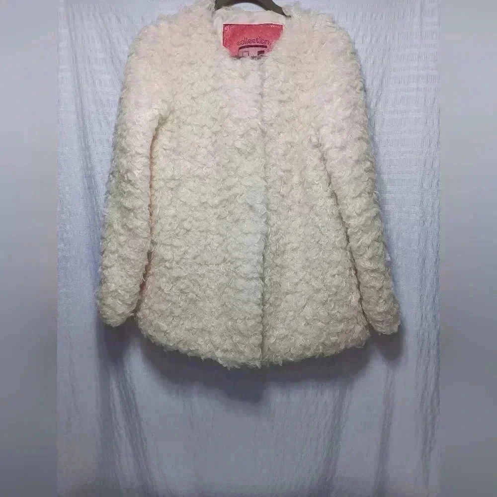 Collection By Bernardo Off White Fuzzy Teddy Jacket. Size S